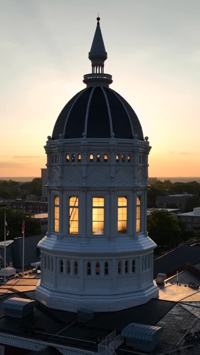 Post 4 by Mizzou on Instagram (video)