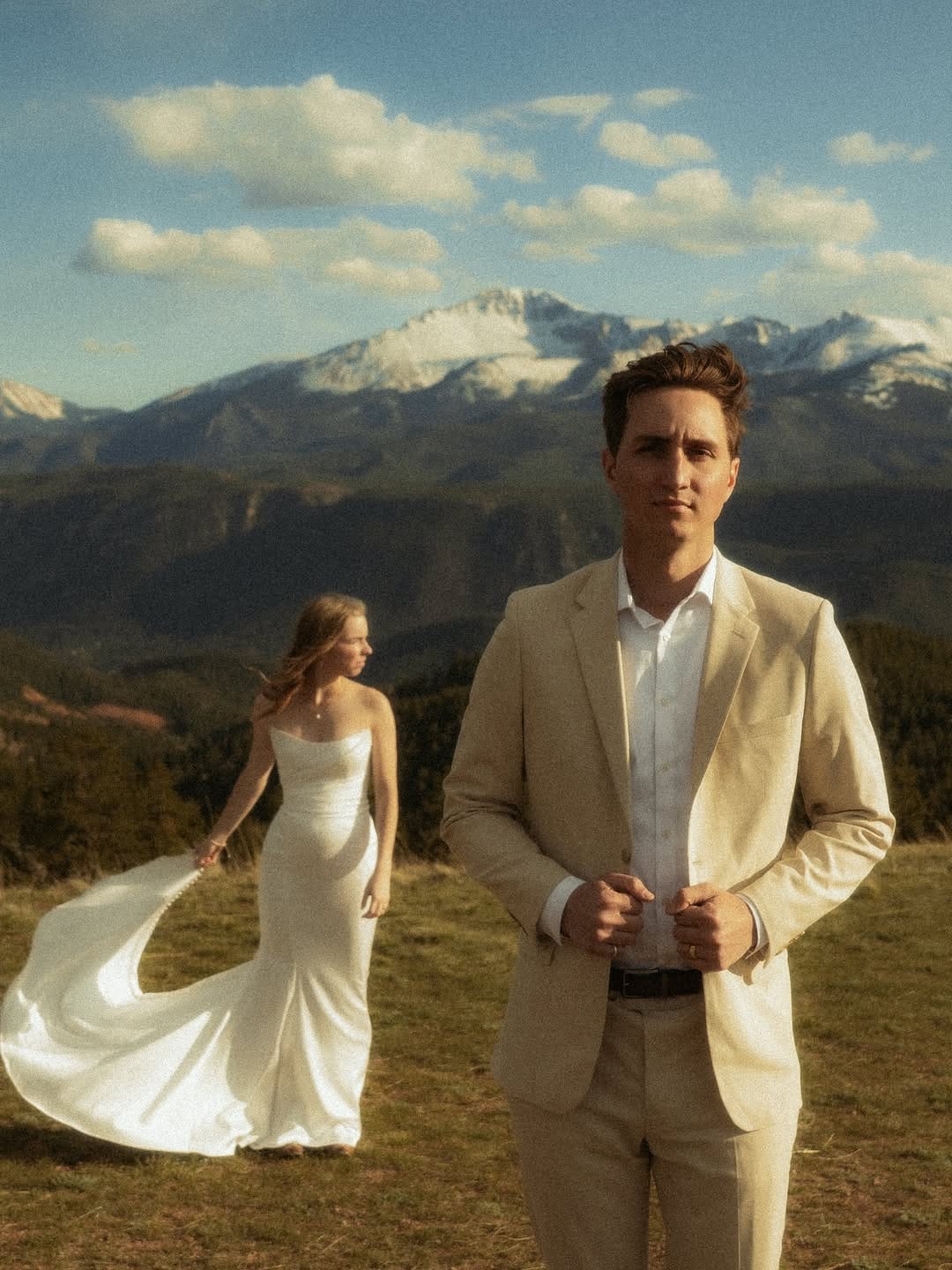Post 4 by Sara + Jon | Cinematic Wedding & Elopement Photo + Video on Instagram (carousel)