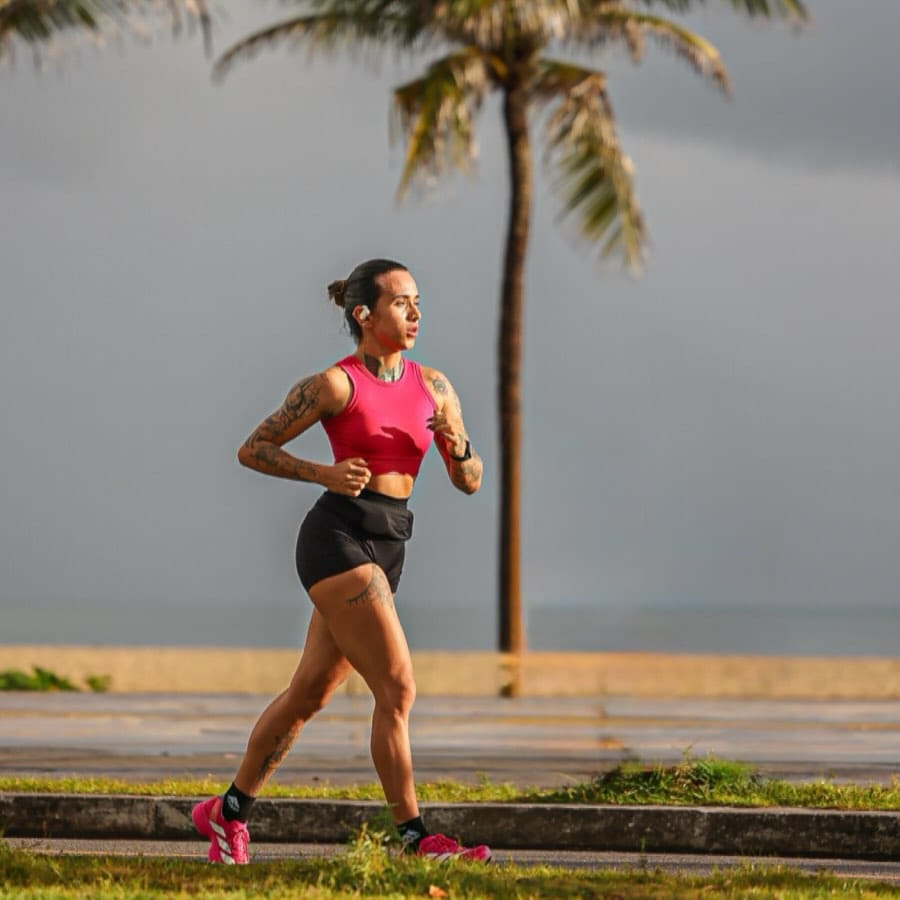 Post 3 by Beatriz Mello | Personal Trainer on Instagram (image)