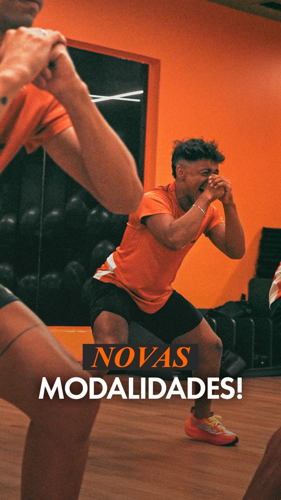 Post 4 by Beatriz Mello | Personal Trainer on Instagram (video)