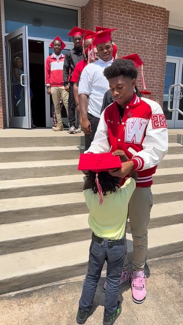 Post 8 by Booker T. Washington HS on Instagram (video)