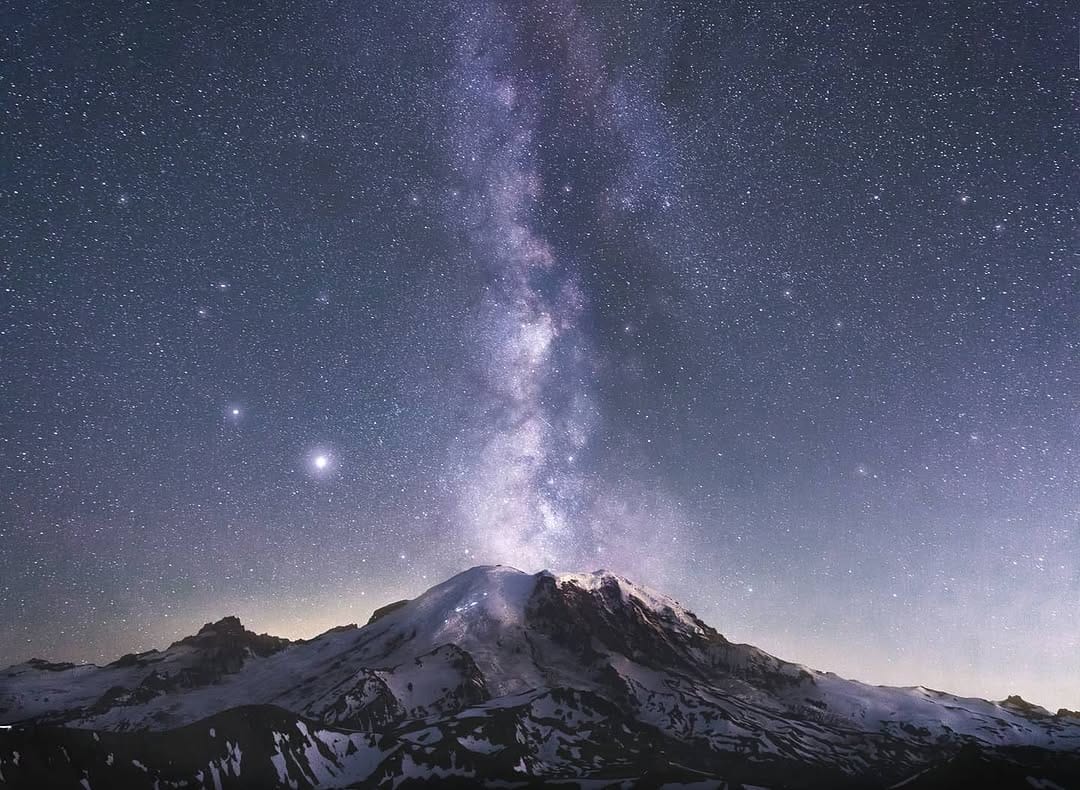 Post 10 by D A N I E L   G O I N S on Instagram (image)