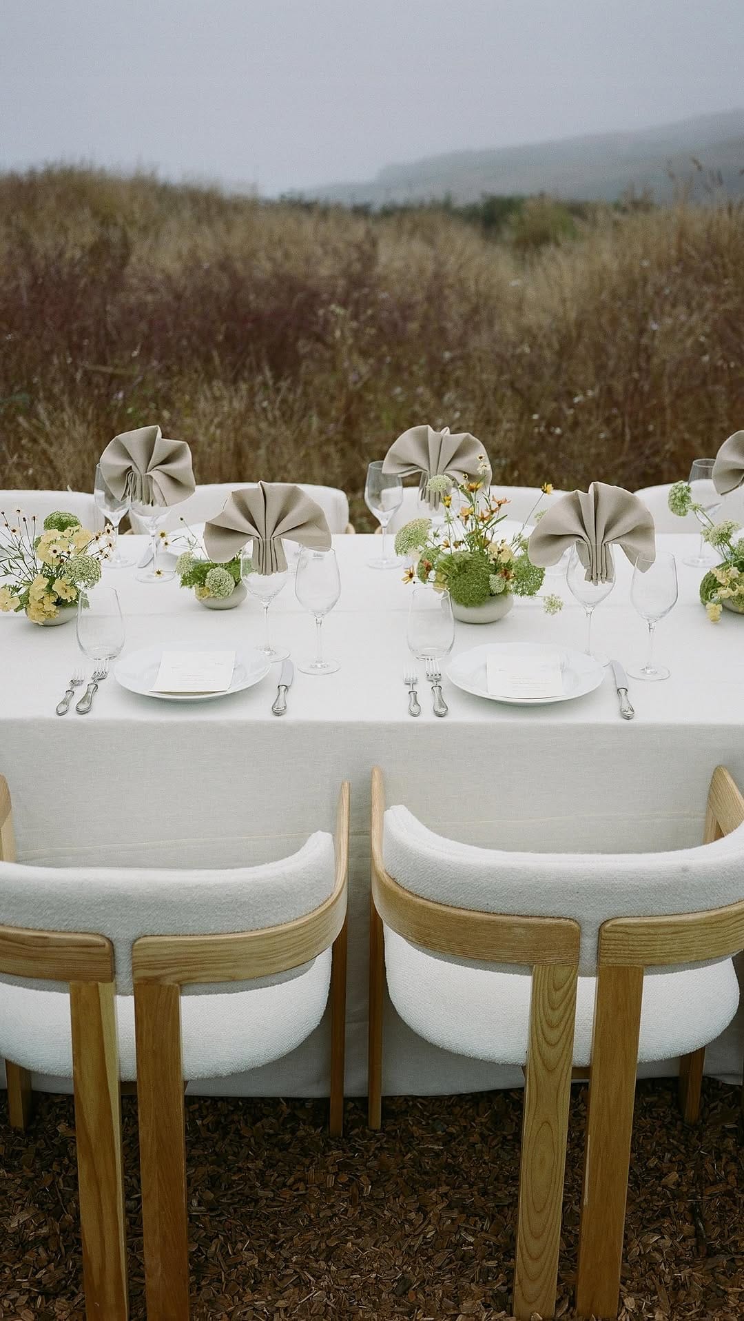 Post 7 by savannah smith | wedding photographer on Instagram (video)