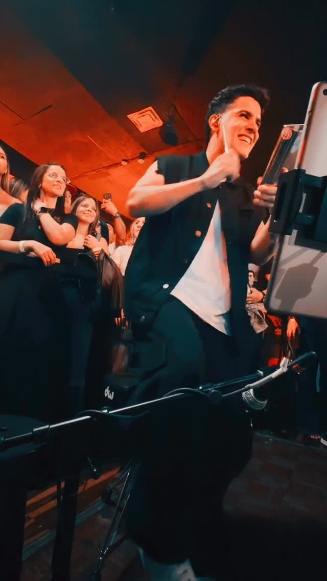Post 7 by V I C T O R    B A L O A on Instagram (video)