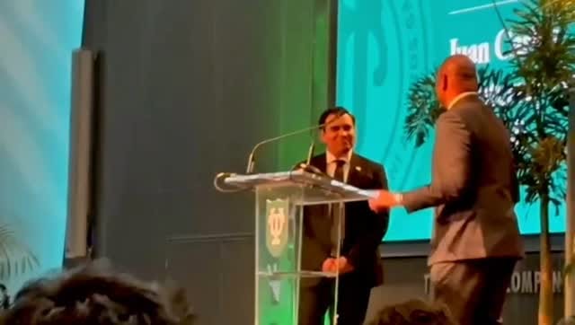Post 5 by EducationUSA Panamá on Instagram (video)