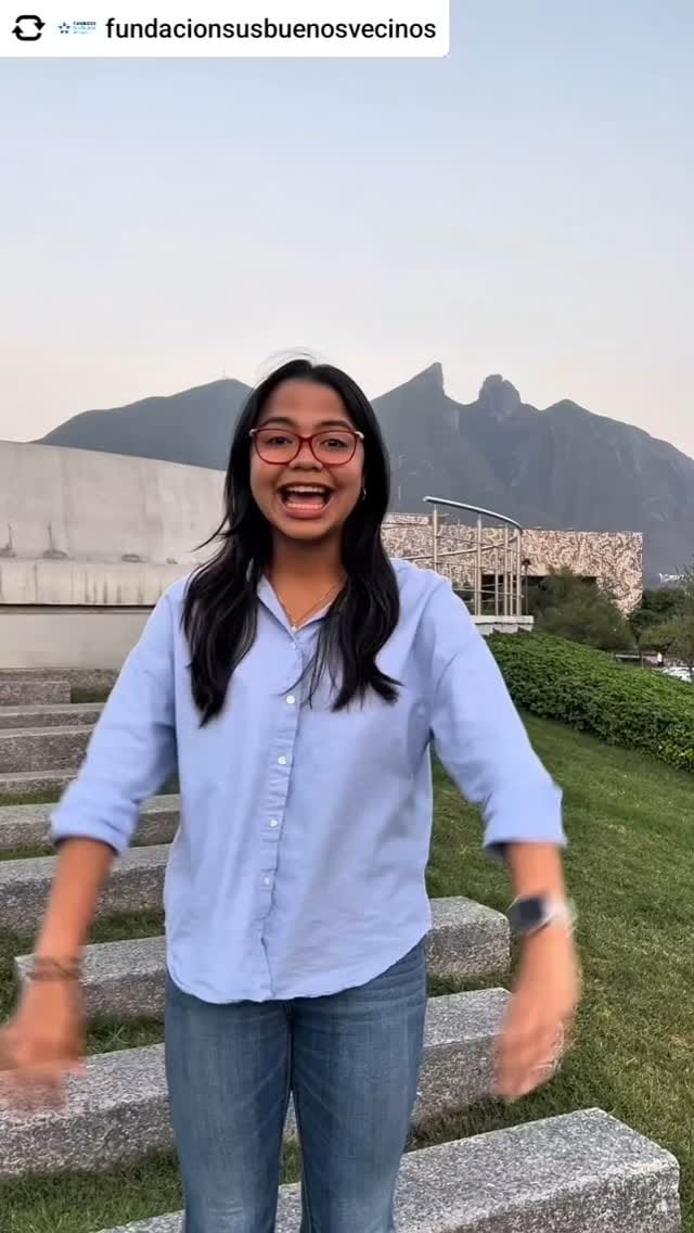 Post 3 by EducationUSA Panamá on Instagram (video)