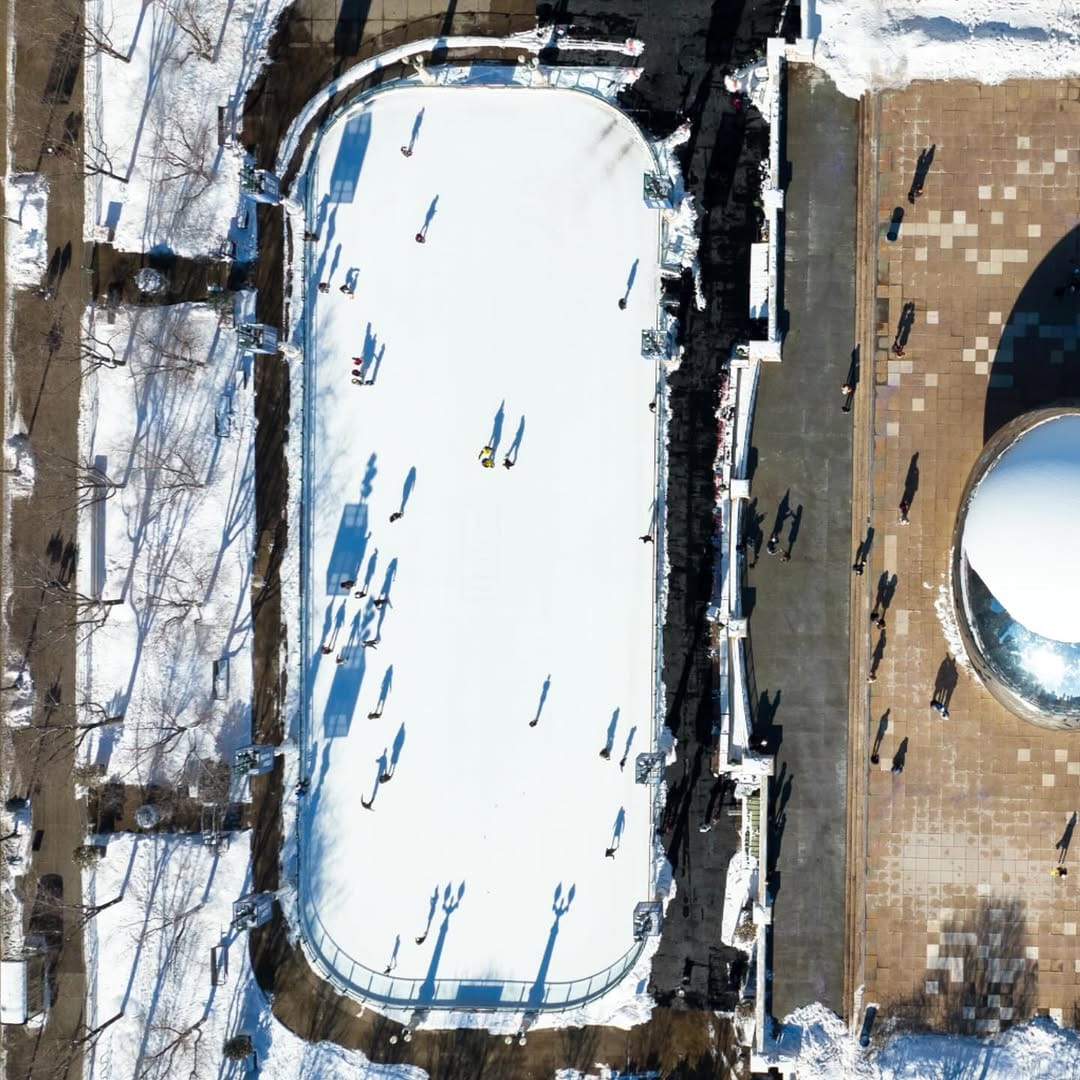 Post 3 by Chicago | Aerial Photography on Instagram (image)