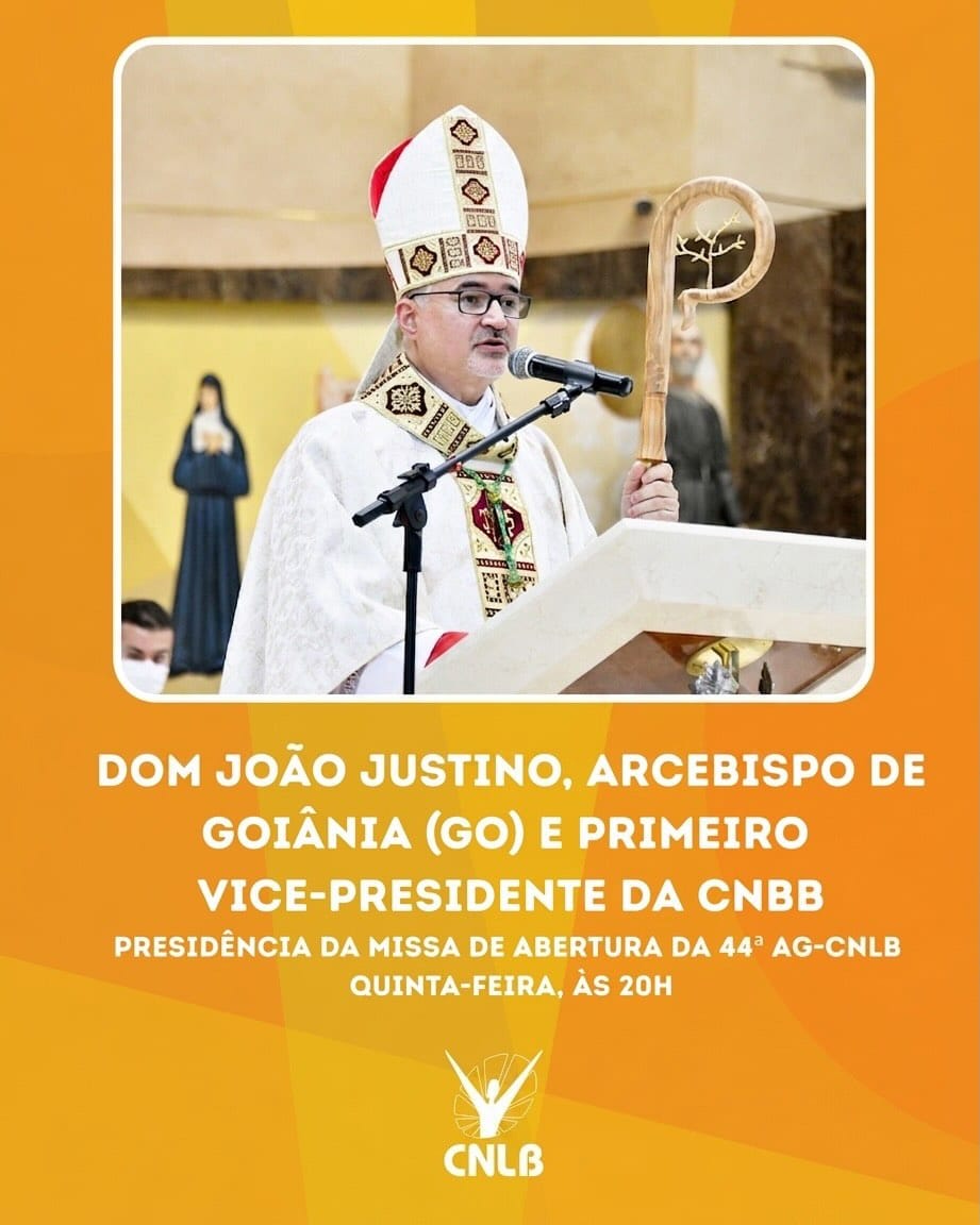 Post 4 by Arquidiocese de Goiânia -  Muitos membros, um só corpo. on Instagram (carousel)