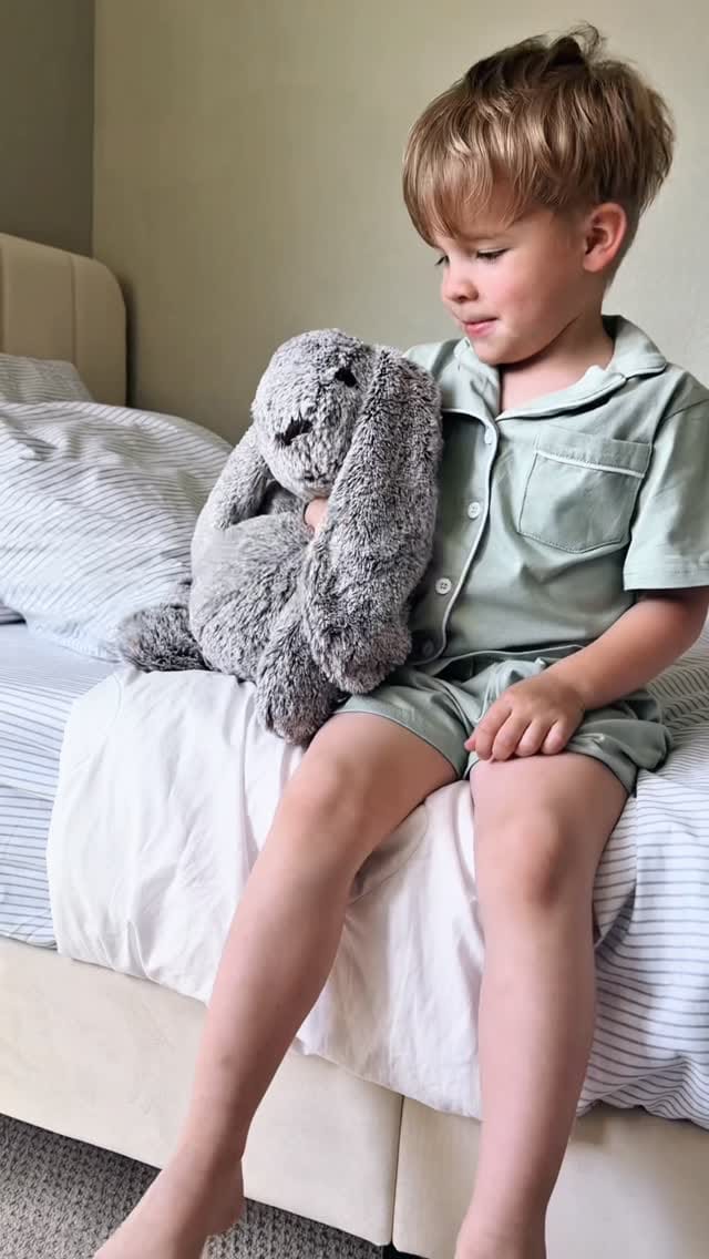 Post 2 by Daryna Nikolenko on Instagram (video)