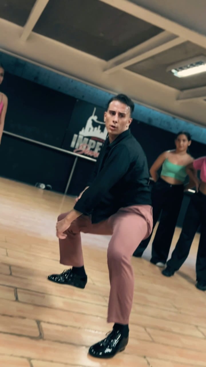 Post 10 by Cristian Vergari on Instagram (video)