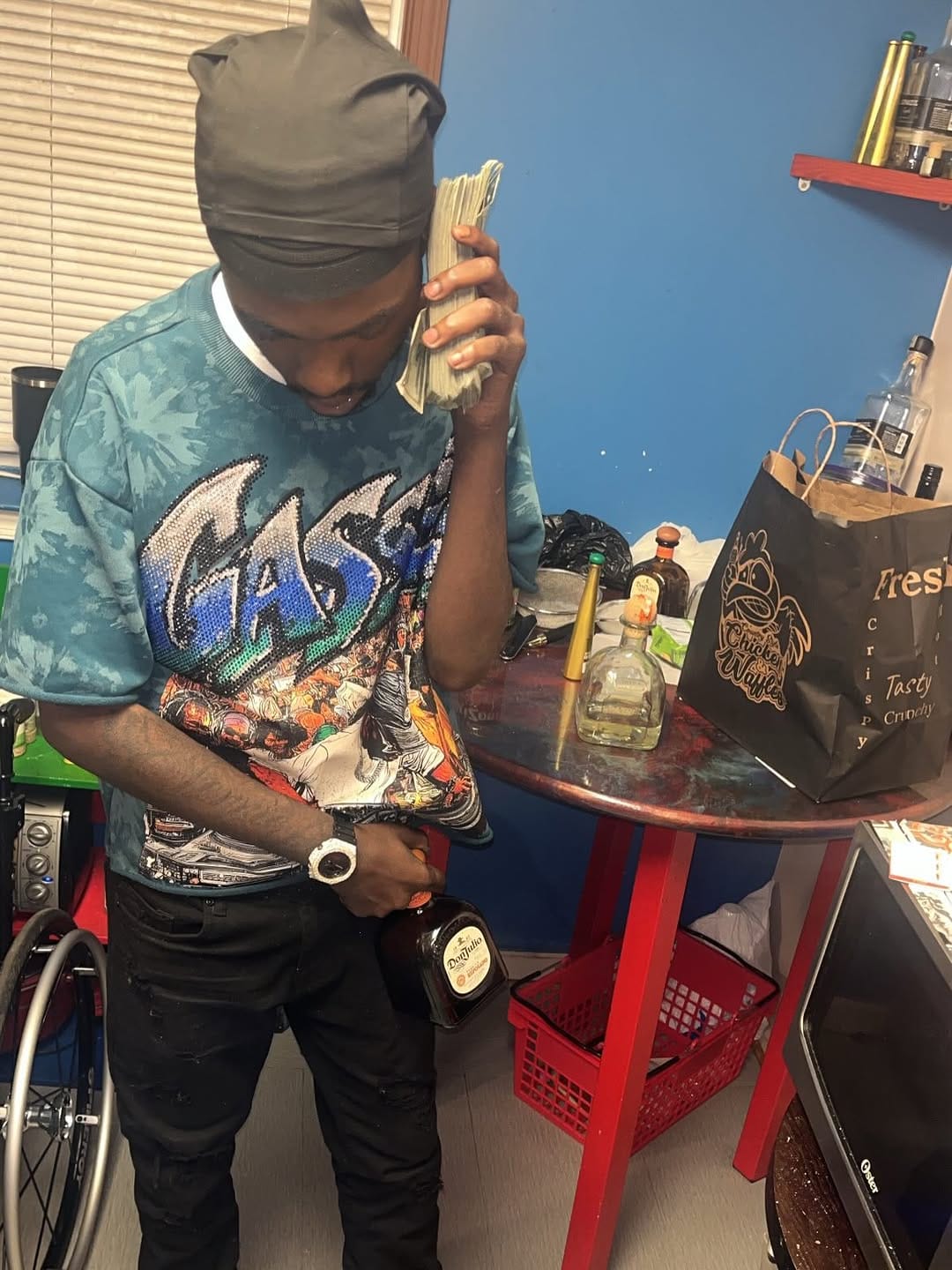 Post 1 by TeflonBann♻️Lil LouWop ‘ on Instagram (carousel)