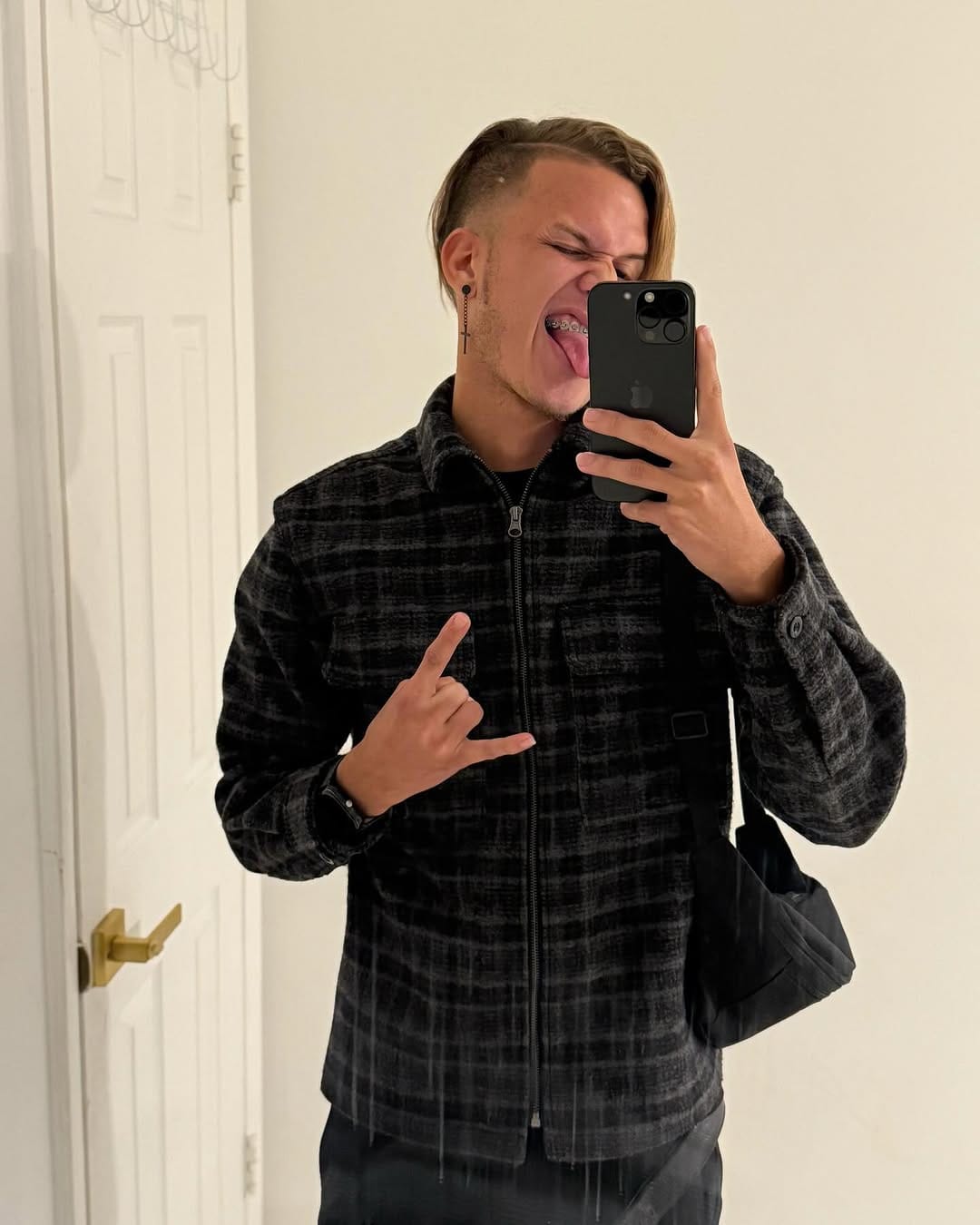 Post 5 by JESUS GONZALEZ🔥💸⚽️⚾️🏀 on Instagram (carousel)