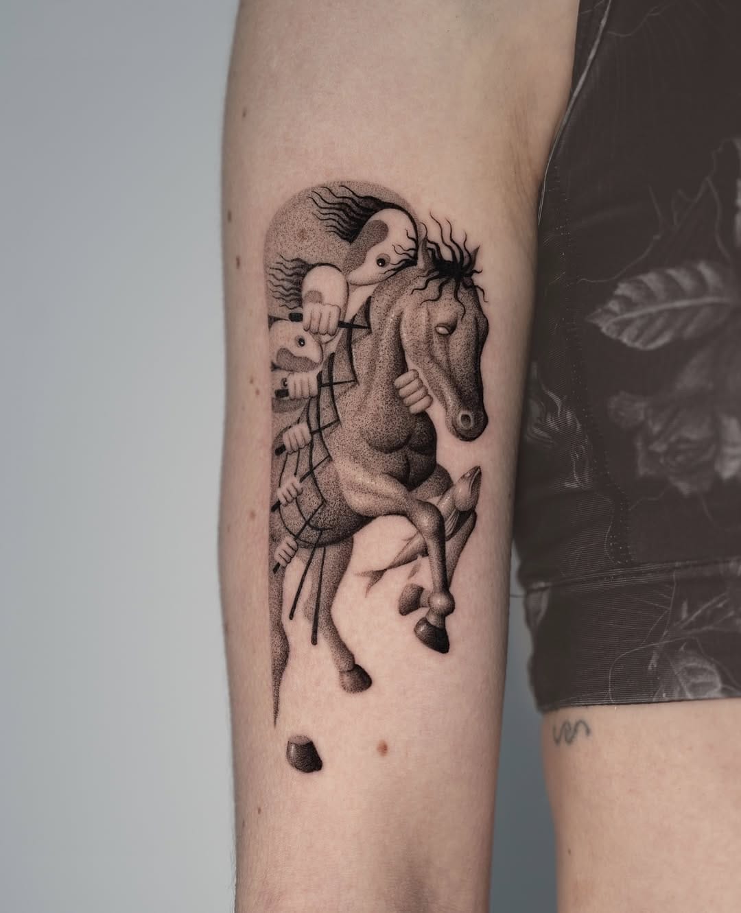 Post 4 by 𝗦 𝗜 𝗡 𝗦 𝗔 on Instagram (carousel)
