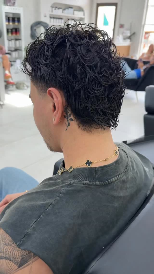 Post 1 by Ben - Nola Hairstylist on Instagram (video)