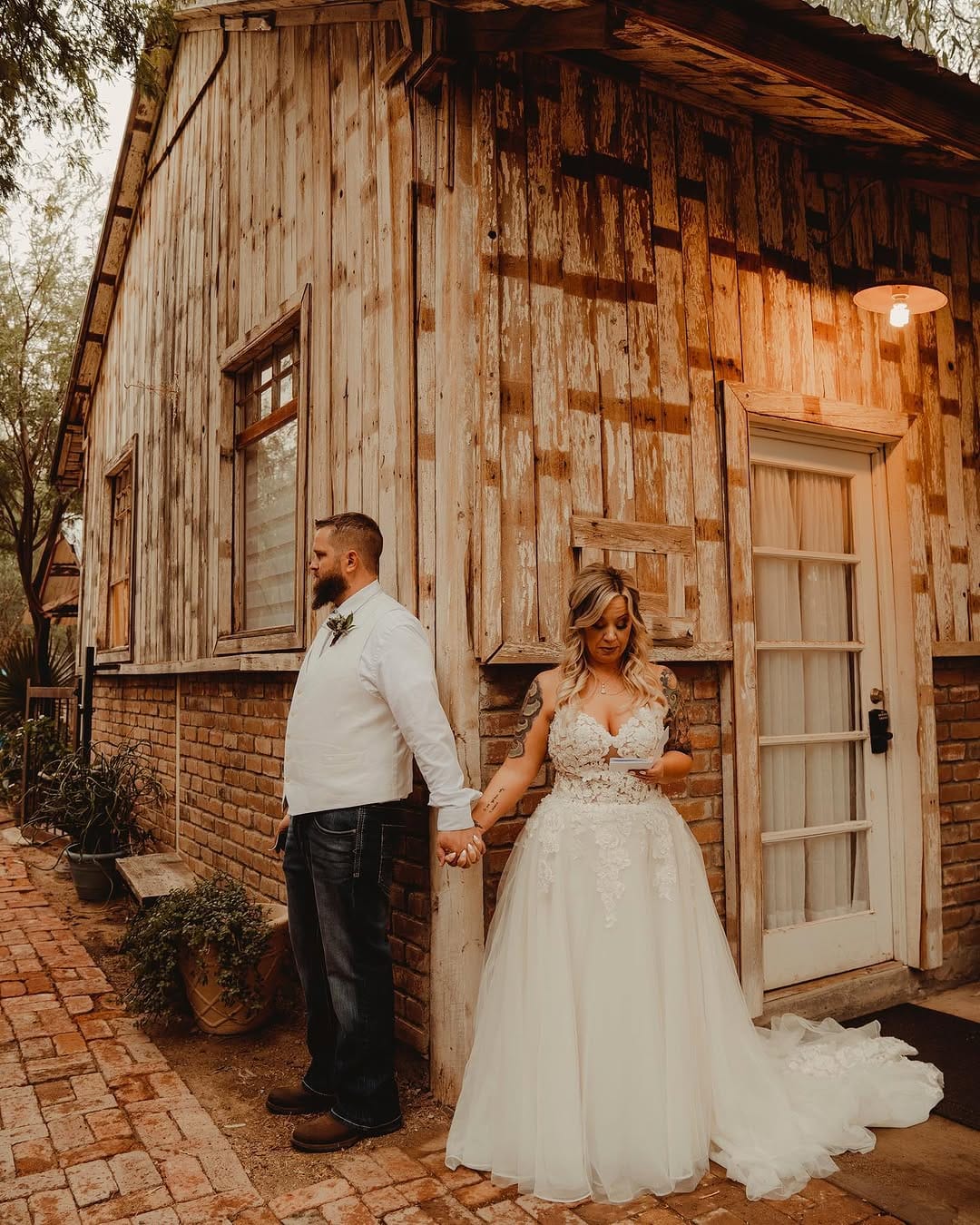 Post 8 by Selena McMahon Photography on Instagram (image)