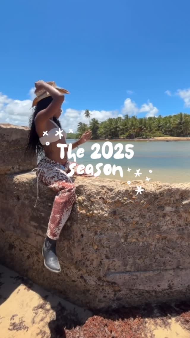 Post 6 by Taylor on Instagram (video)