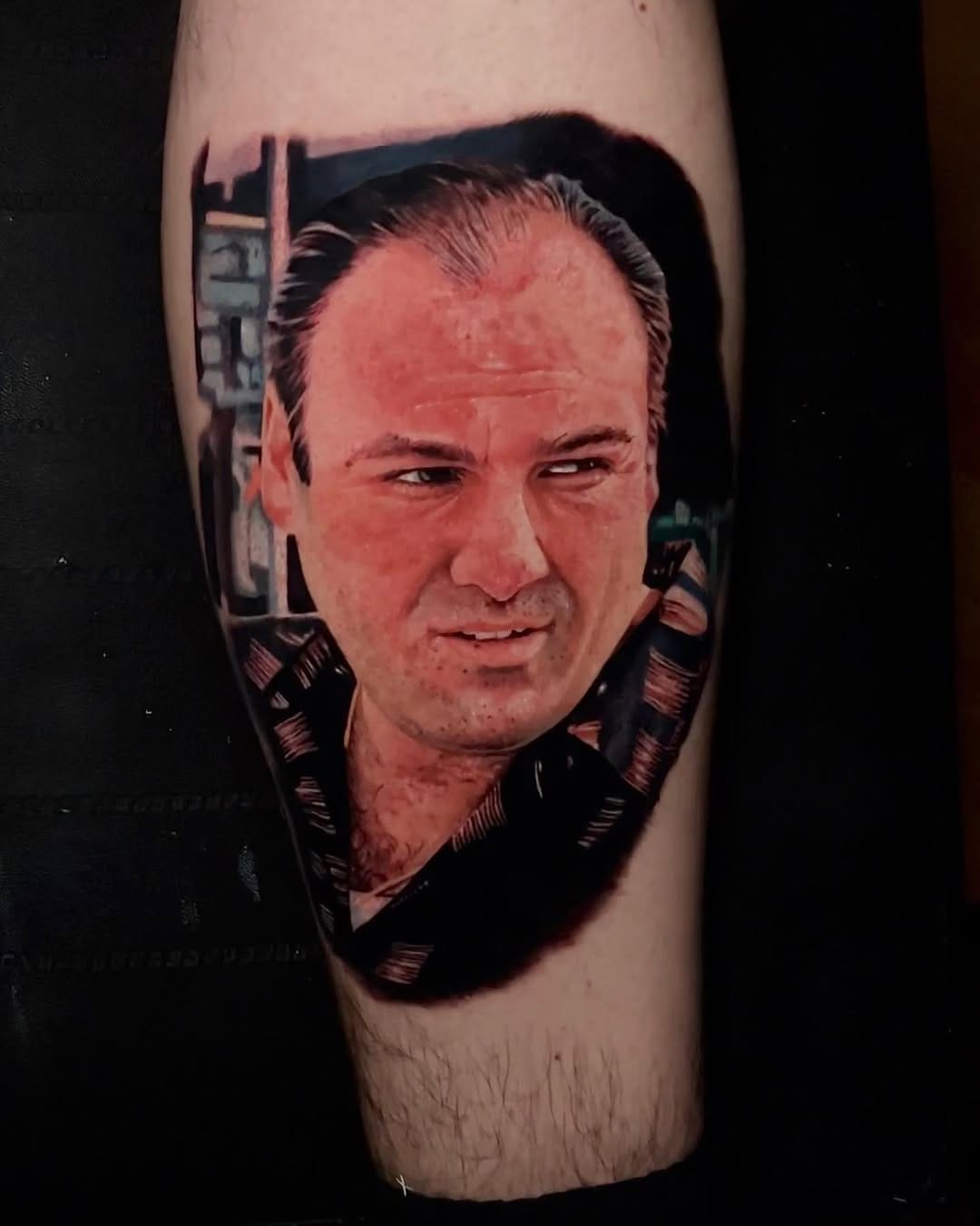 Post 10 by Fran realism tattoo on Instagram (carousel)