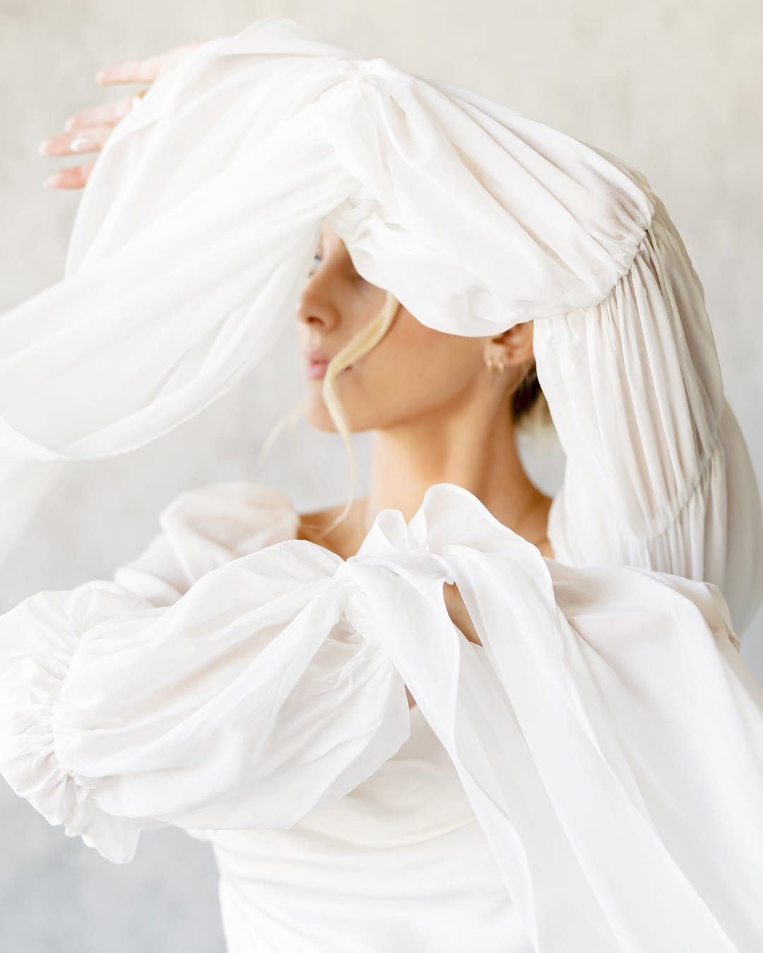 Post 9 by Ciaran Mae | Luxury & Heirloom Wedding Photography on Instagram (carousel)