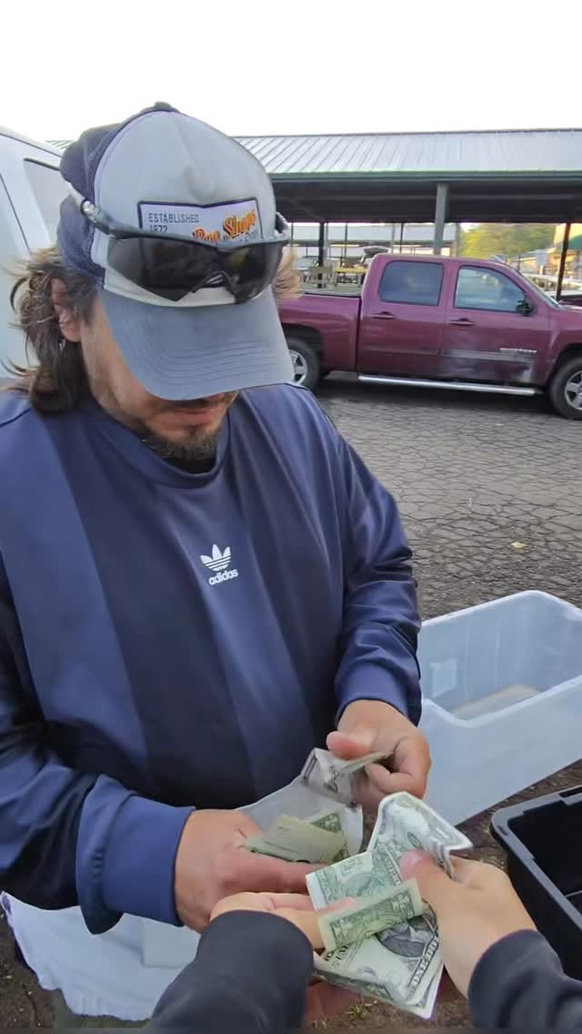 Post 8 by Miami Storages 1891 on Instagram (video)
