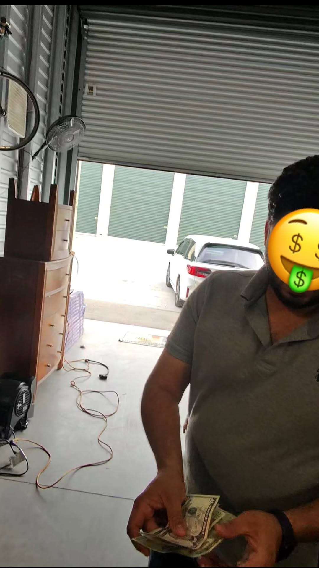 Post 7 by Miami Storages 1891 on Instagram (video)