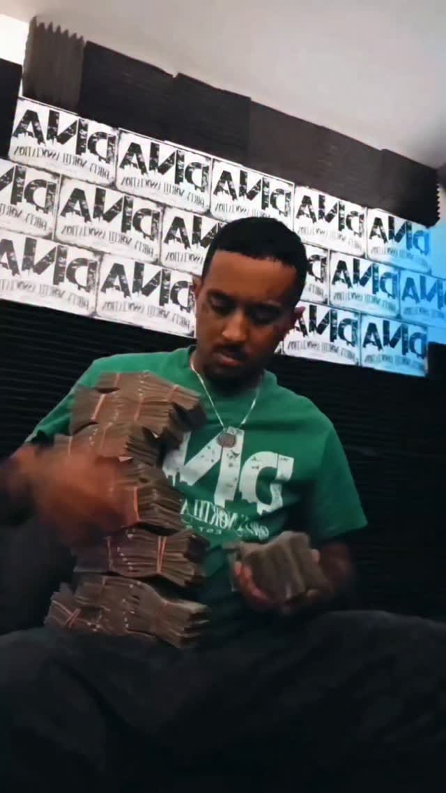 Post 2 by Eleven the Artist on Instagram (video)