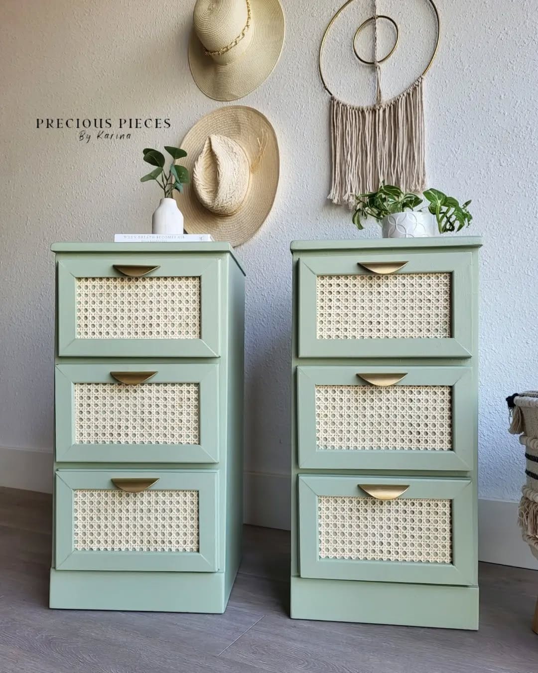 Post 5 by Karina Uribe | Furniture Flips & DIYs on Instagram (carousel)