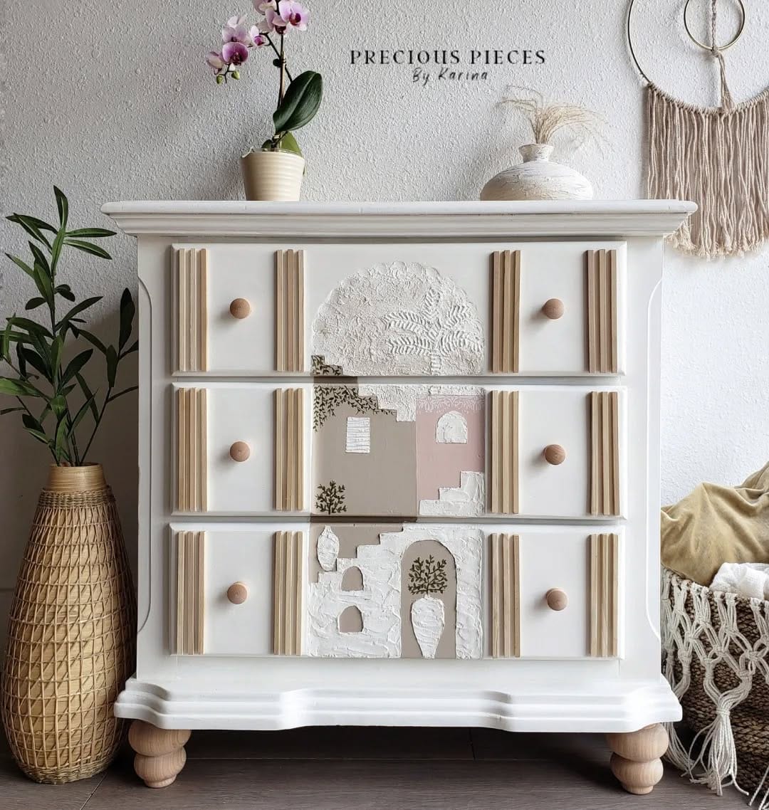 Post 7 by Karina Uribe | Furniture Flips & DIYs on Instagram (carousel)
