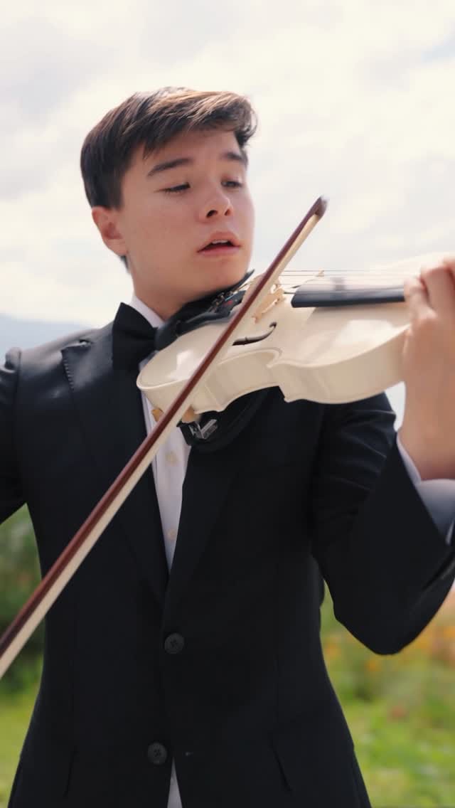 Post 8 by Alan Milan on Instagram (video)