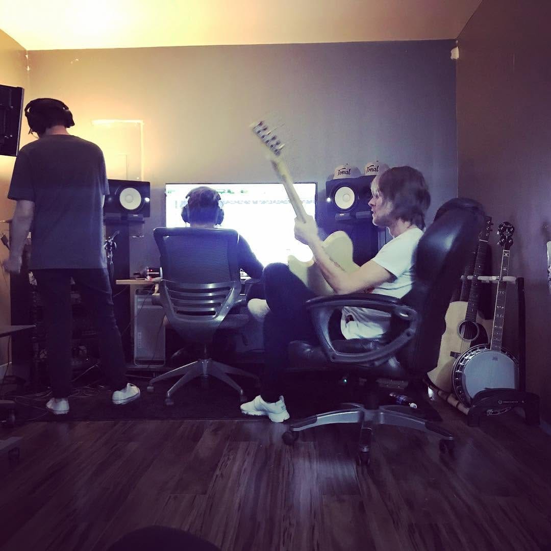 Post 5 by Set to 88 on Instagram (image)