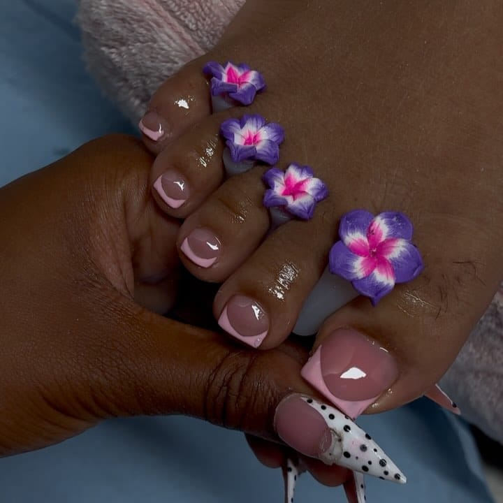 Post 1 by ATL NAIL TECH🌸🧚🏽🫧 on Instagram (carousel)