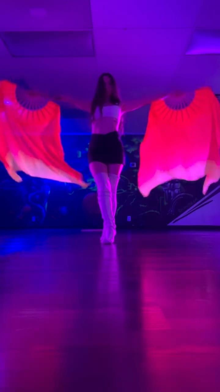 Post 9 by Shauna Nikles on Instagram (video)