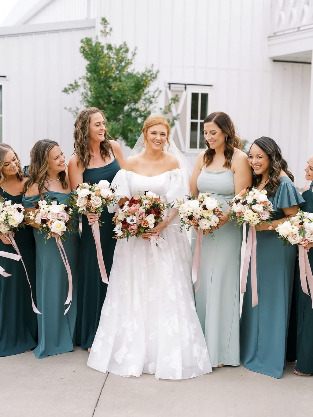Post 3 by Nicole Lea Photo | Destination Wedding Photographer on Instagram (carousel)