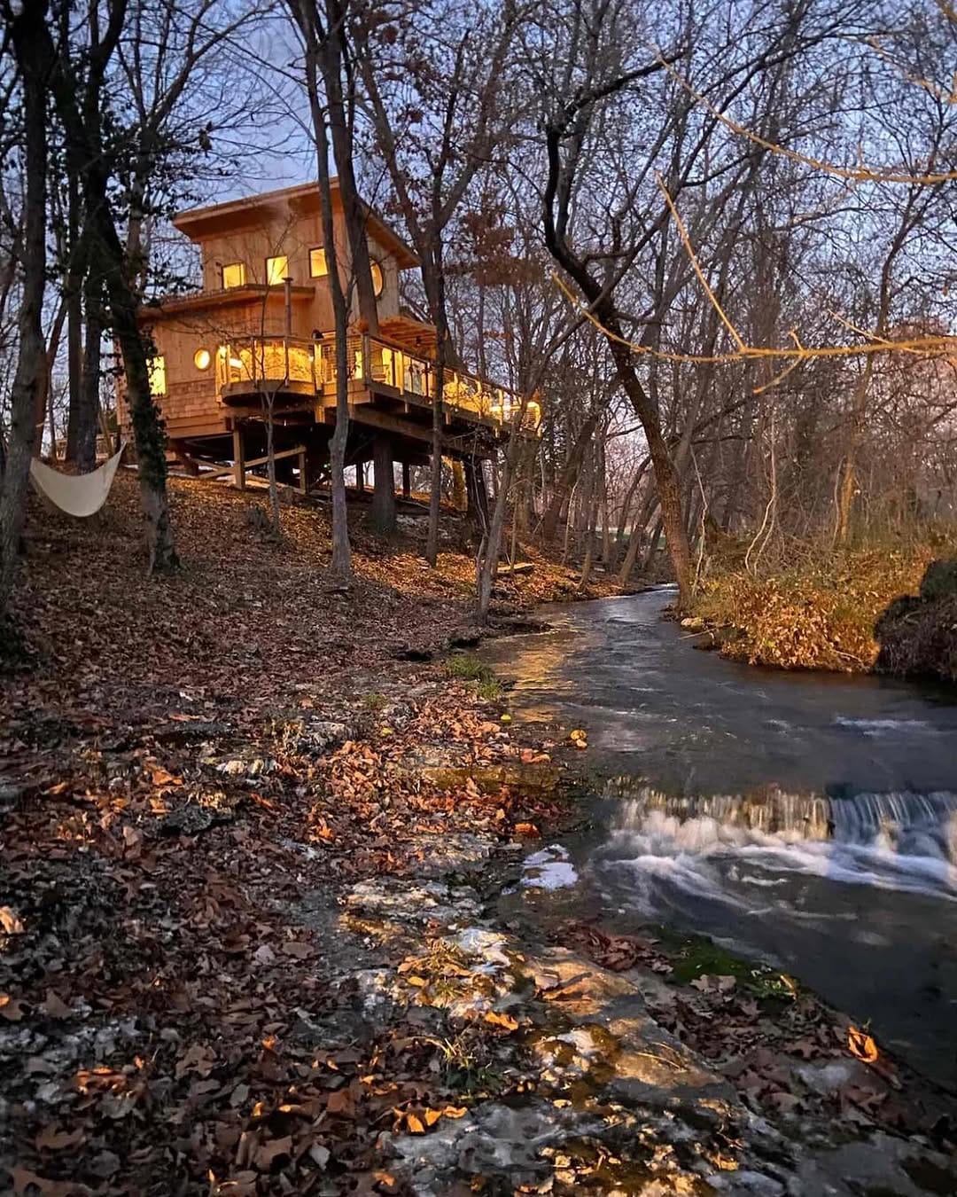 Post 10 by Treehouse Rental on Instagram (image)