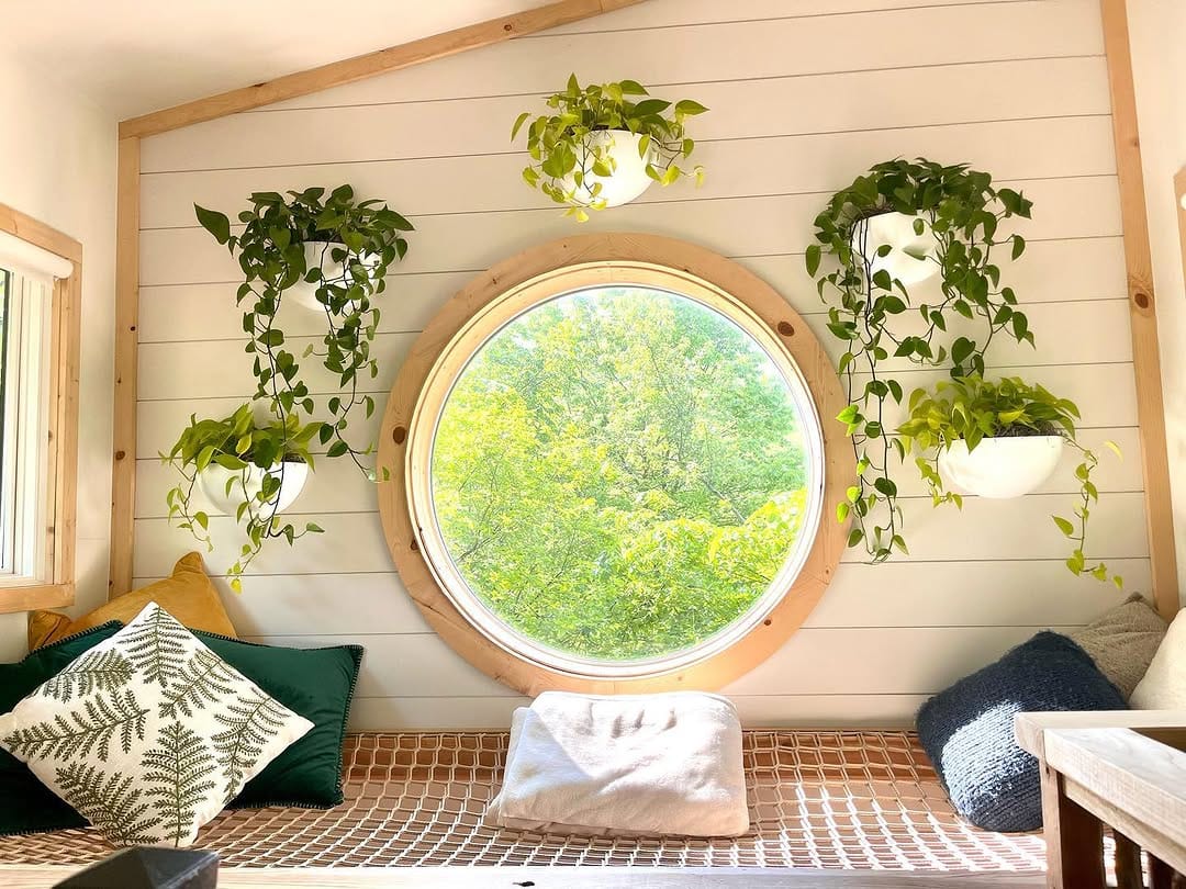 Post 8 by Treehouse Rental on Instagram (carousel)