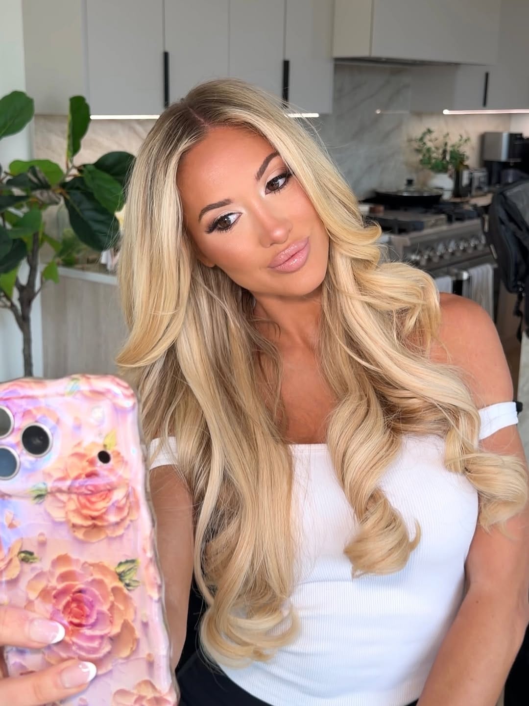 Post 4 by Chloe Cosmetics Destination Hair + Makeup Artist on Instagram (carousel)