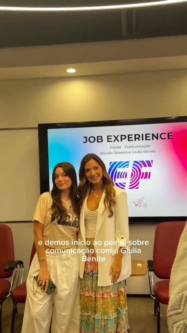 Post 7 by Nicolle Abroad on Instagram (video)