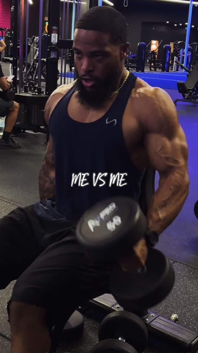 Post 2 by Damian Henderson on Instagram (video)