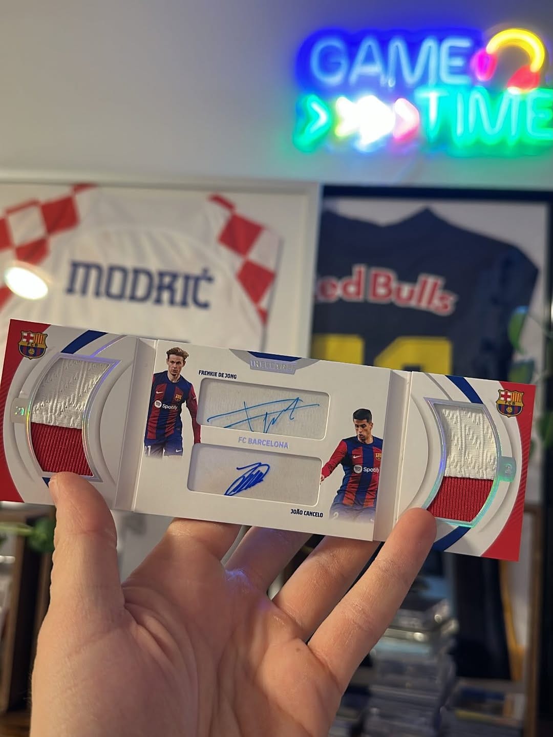 Post 8 by CardMak3r🇩🇪 on Instagram (carousel)