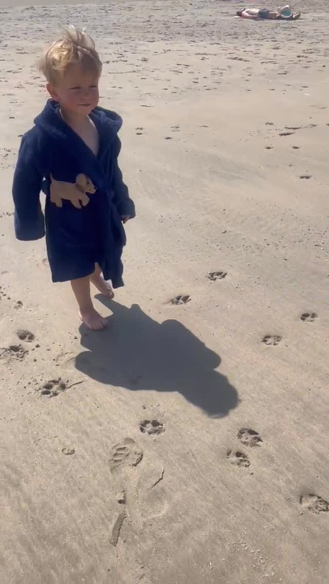 Post 5 by Ziegfeld Kids on Instagram (video)