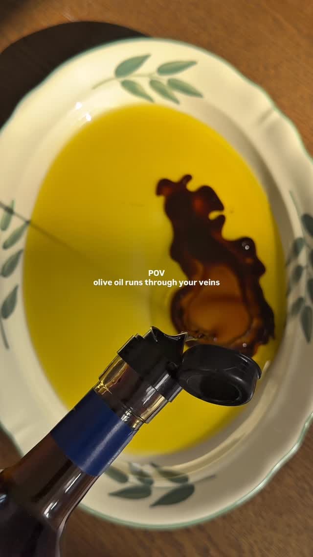 Post 2 by Öznur • Content Creator on Instagram (video)