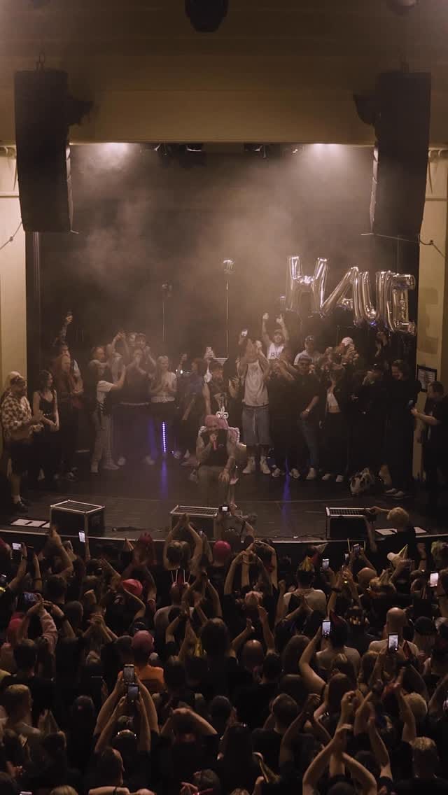 Post 3 by Crystal F on Instagram (video)