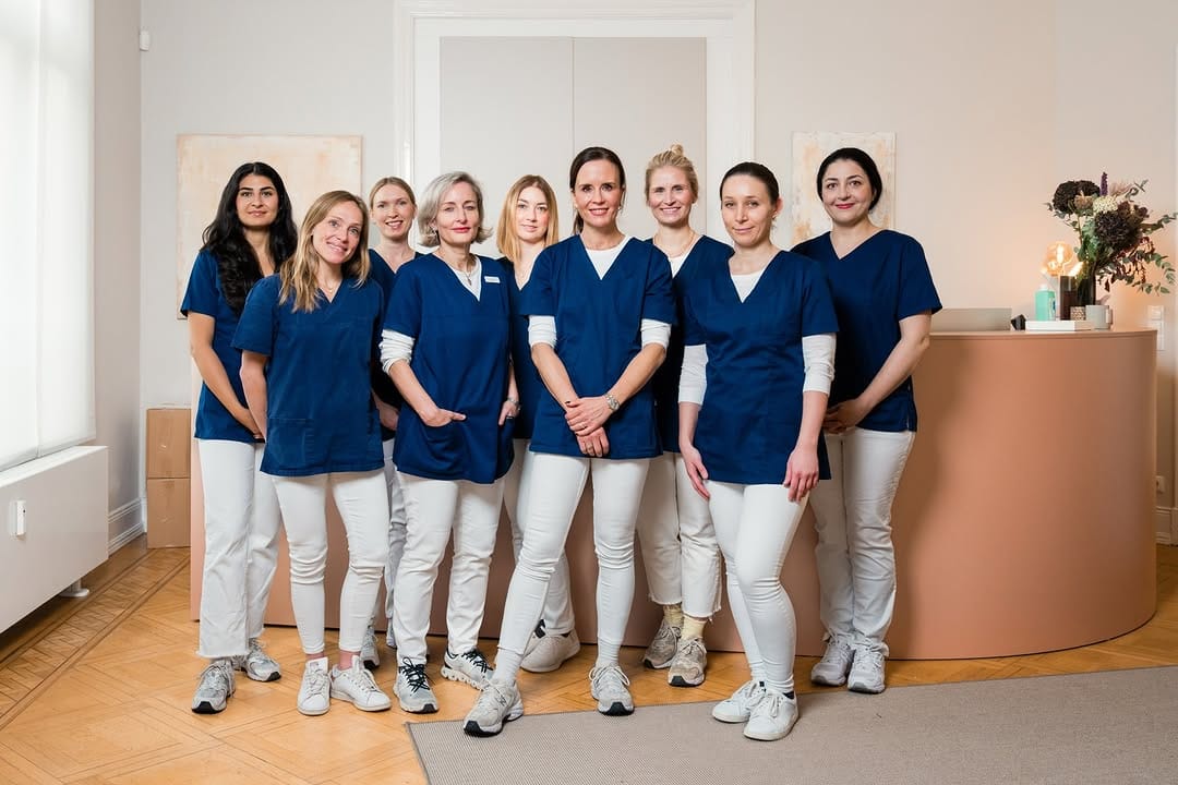 Post 8 by Dr. med. Anna Brandenburg👩🏻‍⚕️ on Instagram (carousel)