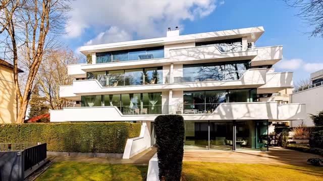 Post 8 by Karla Fricke Immobilien on Instagram (video)