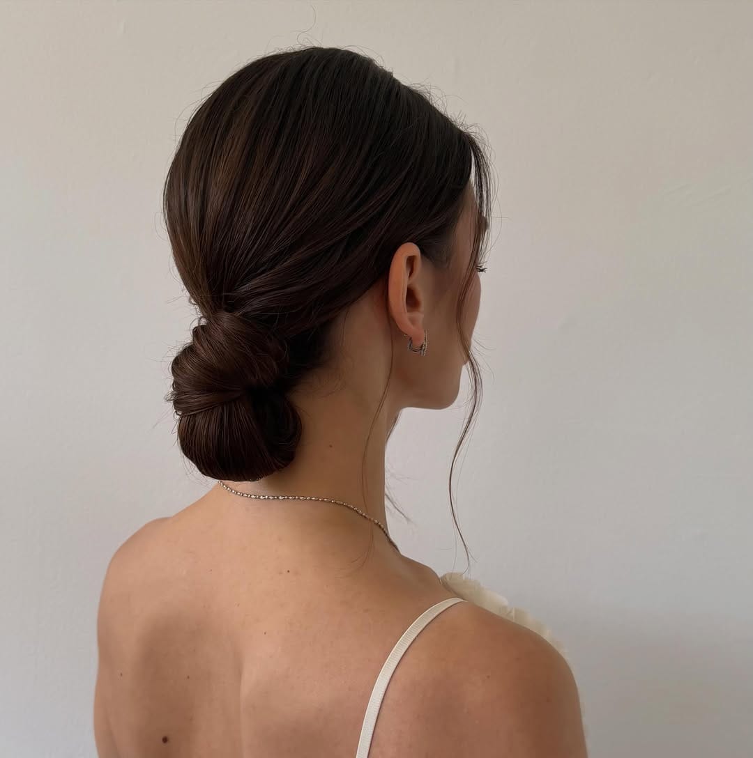 Post 1 by Vancouver Makeup Artist on Instagram (image)