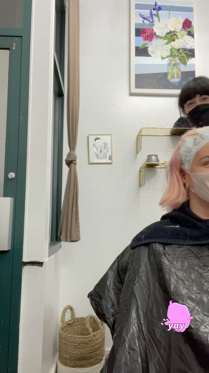 Post 9 by Vanessa Gidden Hairstylist on Instagram (video)