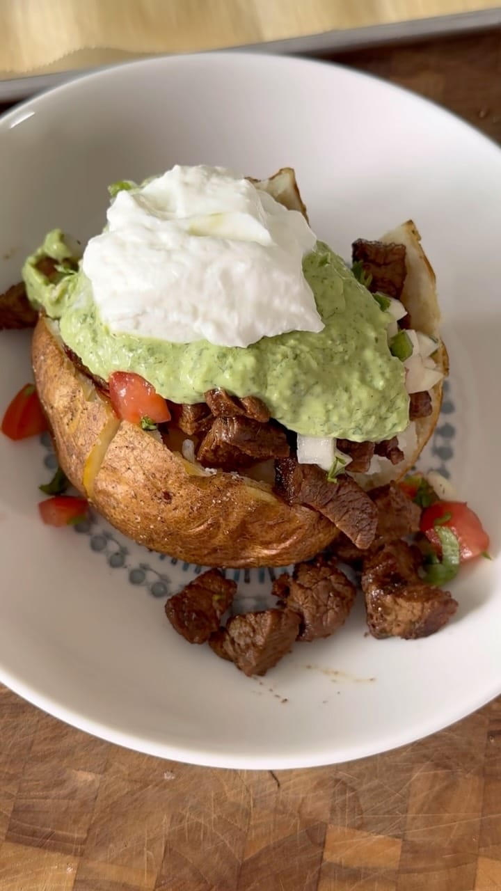 Post 6 by Bayan’s kitchen 🥣 on Instagram (video)