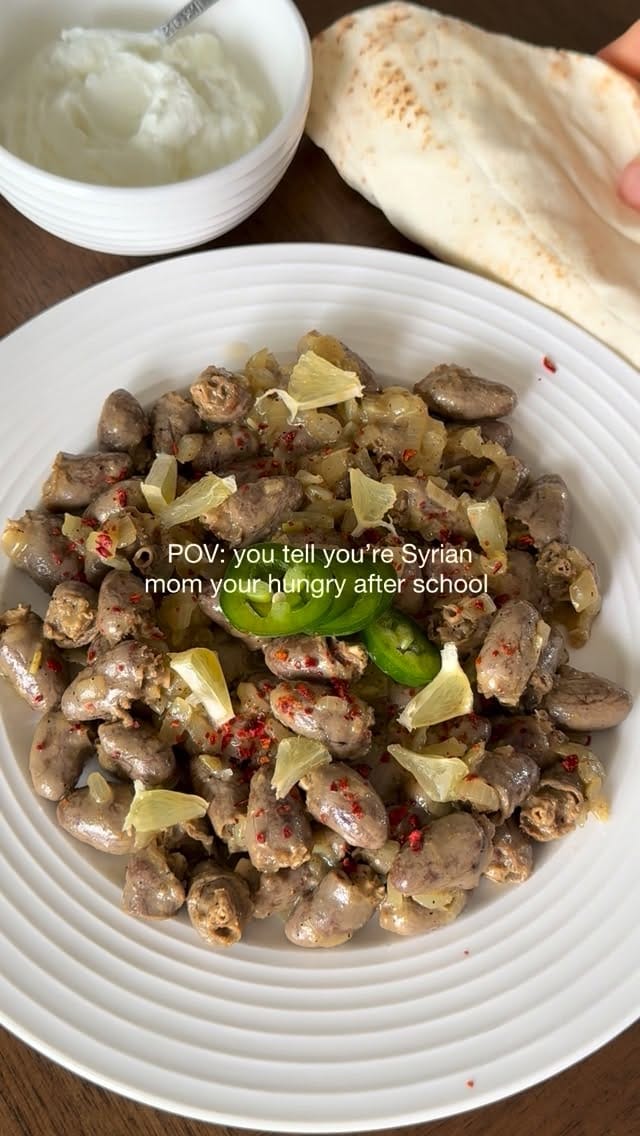 Post 3 by Bayan’s kitchen 🥣 on Instagram (video)