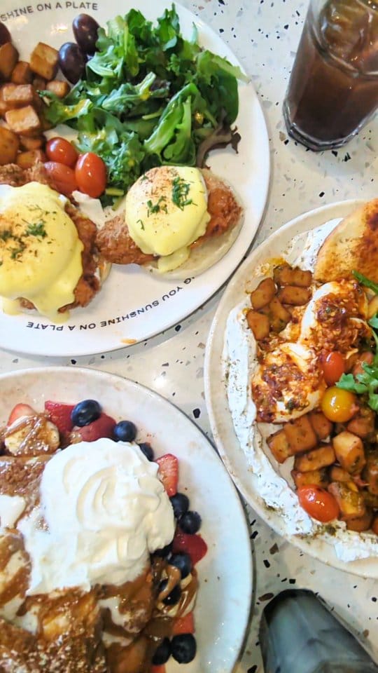 Post 10 by Where’s the Food Toronto? on Instagram (video)