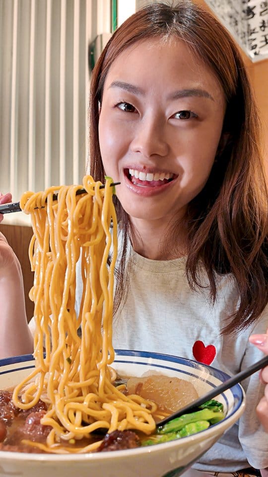 Post 9 by Where’s the Food Toronto? on Instagram (video)