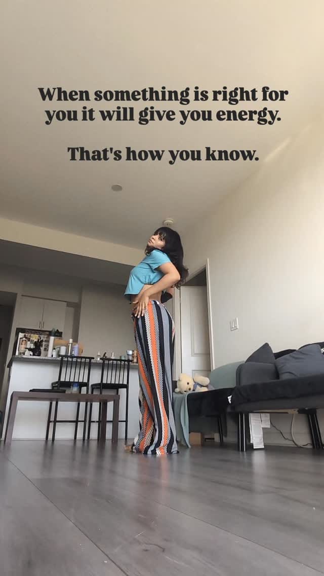 Post 1 by Aashka ( theatre artist & model) on Instagram (video)